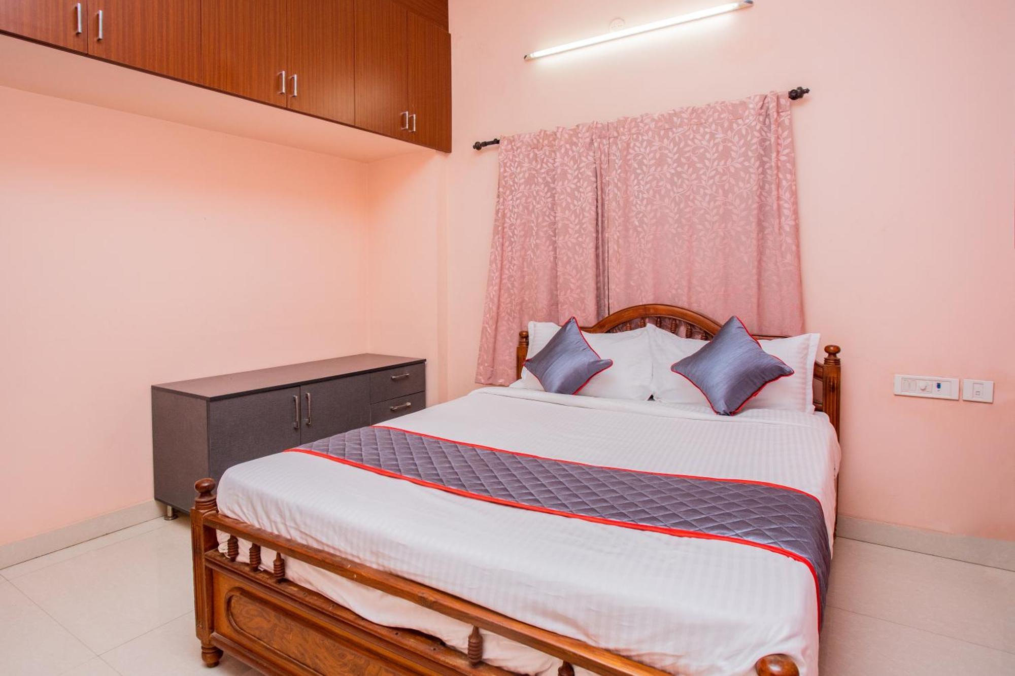 Its South East Residency Hotel Chennai Exterior photo